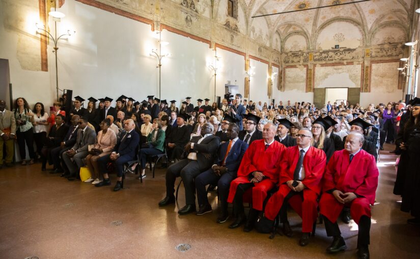 Graduation Day, grande entusiasmo per l’Università Popolare degli Studi di Milano